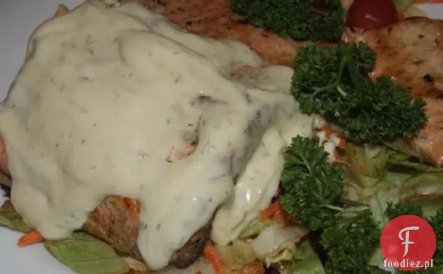 Grillowany Łosoś Z Sosem Musztardowo-Koperkowym