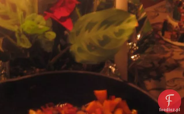 Pieczona Tilapia z warzywami, ziołami i winem