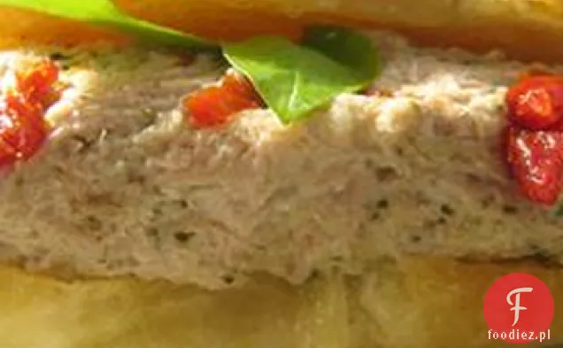 Sałatka z tuńczyka Pesto z suszonymi pomidorami