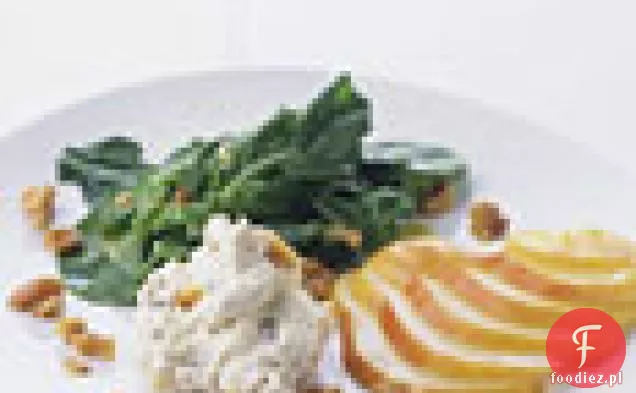 Sałatka z rukoli i gruszek z Mascarpone i prażonymi orzechami włoskimi