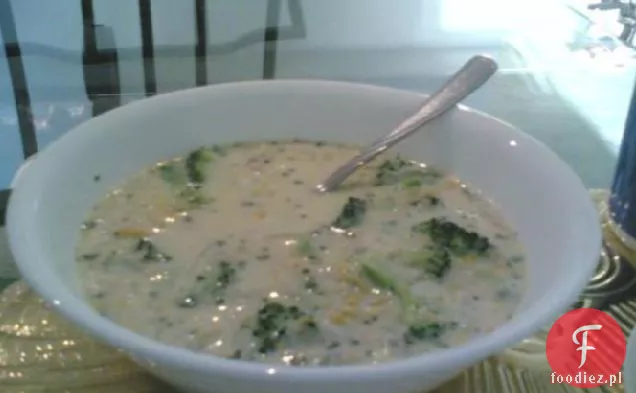 Zupa z tuńczyka, kukurydzy i brokułów