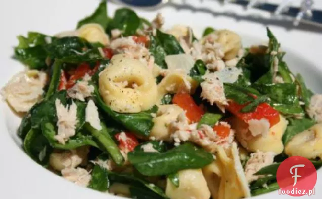 Sałatka Tortellini z tuńczykiem i szpinakiem