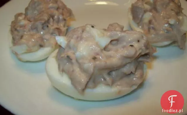 Deviled Tuńczyk Eggs