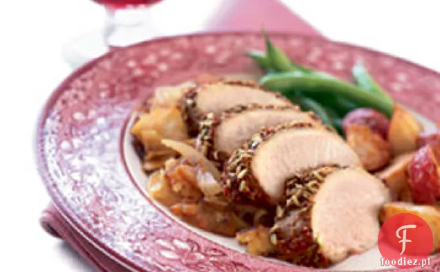 Polędwiczki wieprzowe z prażonymi jabłkami i cebulą