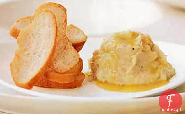 Purée z białej fasoli z czosnkowym winegretem i grzankami