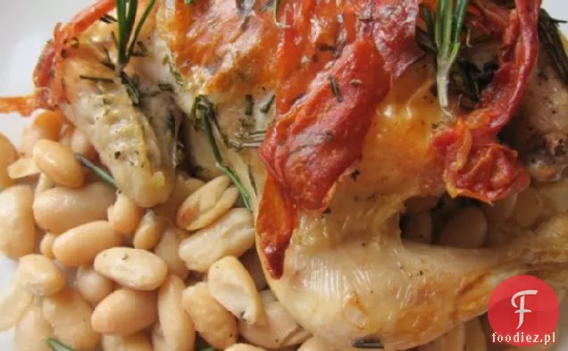 Kury polne z Prosciutto i rozmarynem z białą fasolą
