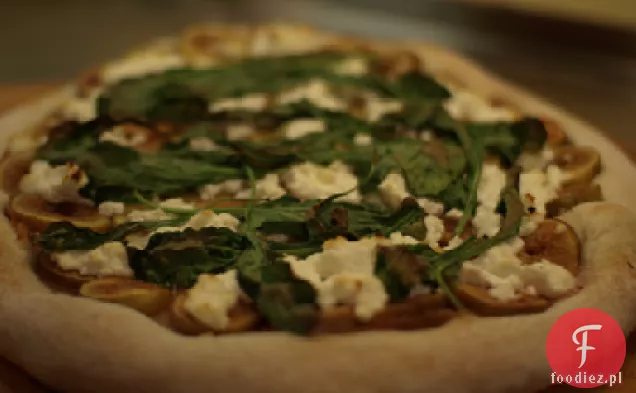 Pizza z karczocha i rukoli z Prosciutto