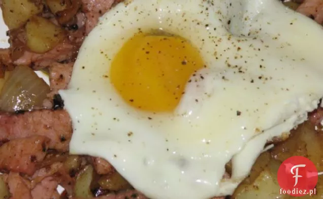 Pytt I Panna - Szwedzki Smażony Haszysz Z Marynowanymi Burakami