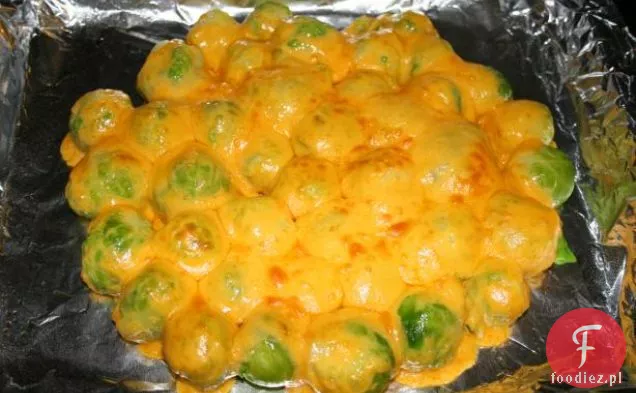 Pomarańczowy Glazurowany Pieczony Bawół Z Czosnkiem Pieczona Brukselka