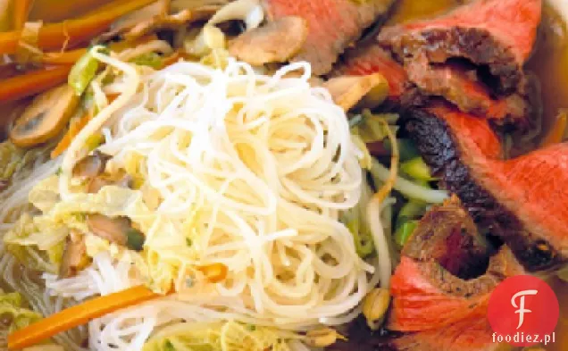 Zupa z pieczonej wołowiny i makaronu