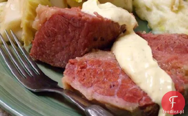 Kolacja z peklowaną wołowiną i kapustą do powolnej kuchenki