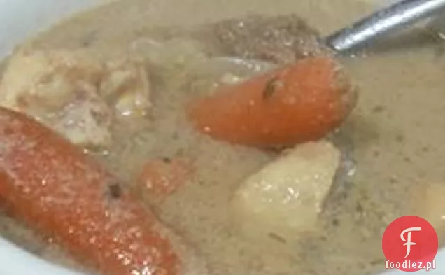 Zupa z jelenia z kremem z grzybów i selera