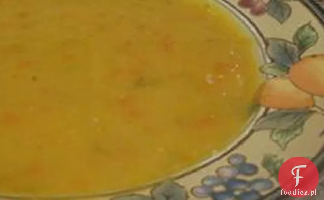 Zupa z żółtego groszku i frankfurterki