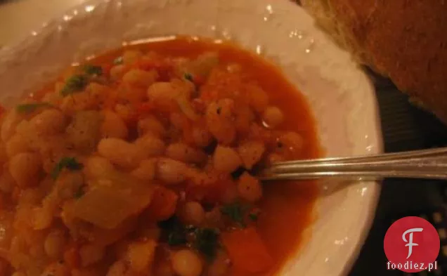 Gulasz Z Białej Fasoli I Czosnku