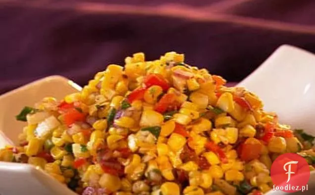 Sałatka z grillowanej kukurydzy i papryki Chipotle