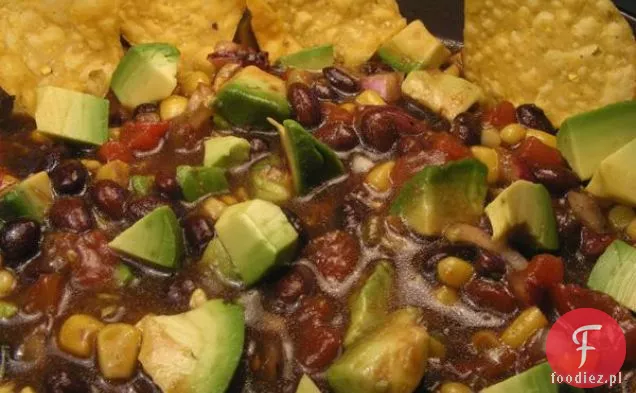 Sałatka Z Czarnej Fasoli, Kukurydzy I Kurczaka