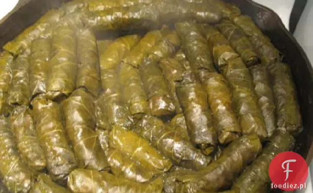 Dolmades-Nadziewane Liście Winogron