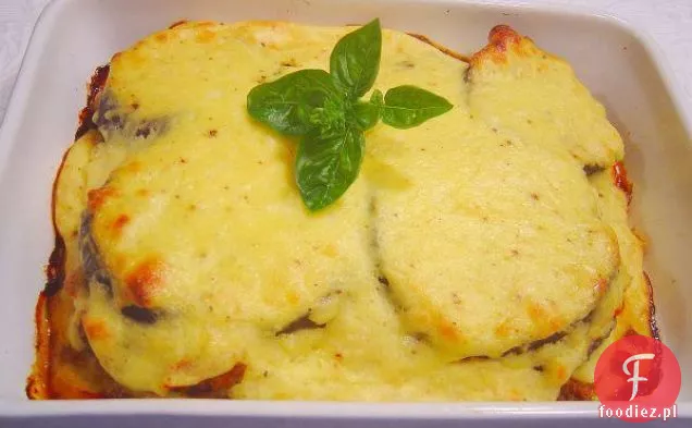 Moussaka z polewą Halloumi i serem Ricotta