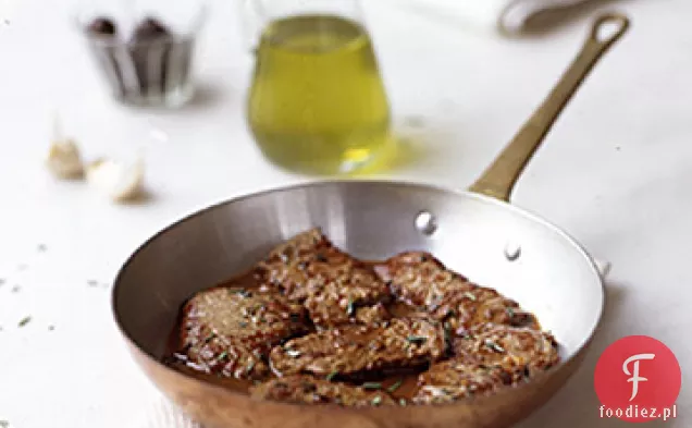 Medaliony jagnięce z sosem winno-oliwkowym