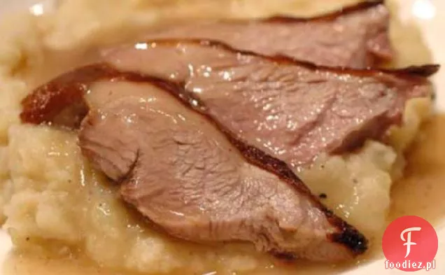 Pieczona Jagnięcina Z Miodem W Sosie Miodowo-Miętowym