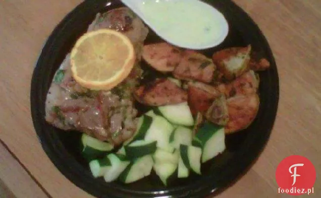 Kotlety Jagnięce Z Grilla W Sosie Pomarańczowo-Miętowym Jogurtowym