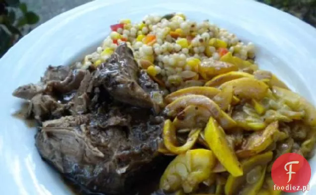 Zinfandel-duszona noga z jagnięciny (wolnostojąca)