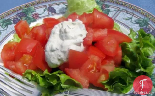 Sałatka Pomidorowa Z Sosem Musztardowo-Bazyliowym