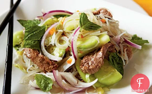 Ognista Sałatka z wołowiną i ryżem